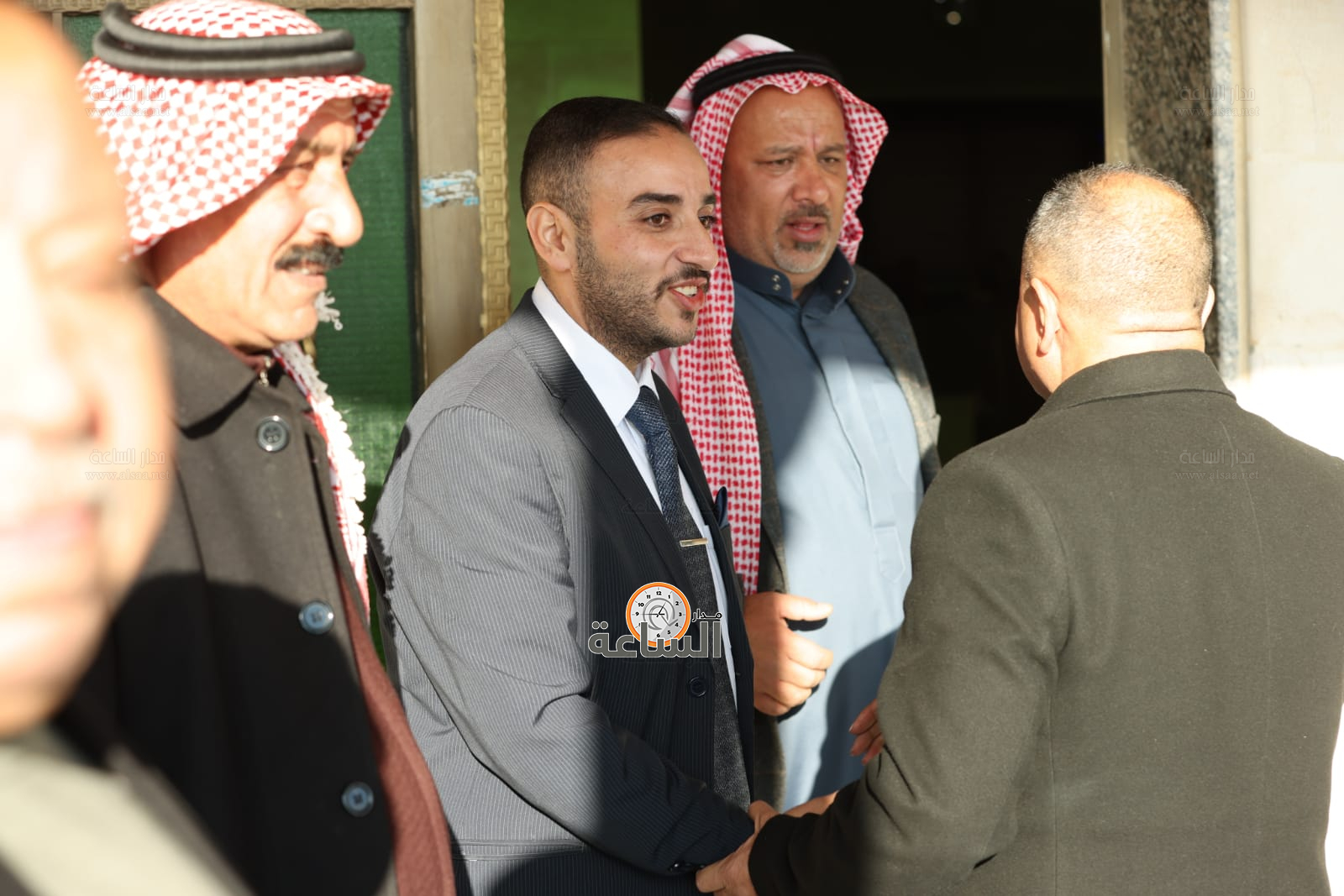 Madar Al-Saa Images 0.9676420387592305