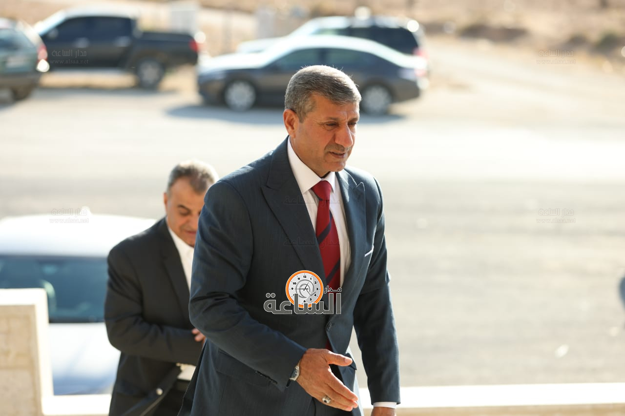 Madar Al-Saa Images 0.6759069155419674