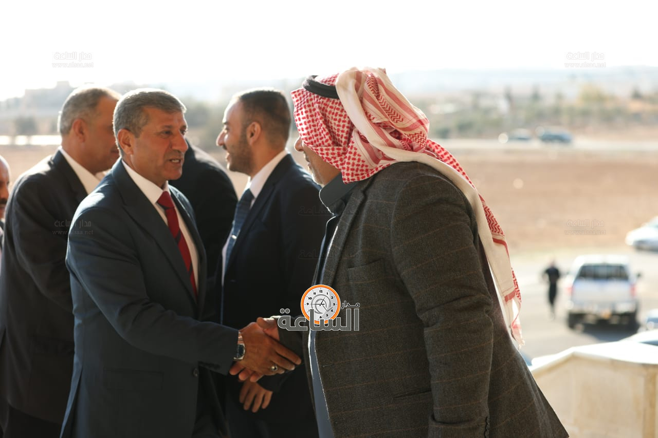 Madar Al-Saa Images 0.4527359998503224