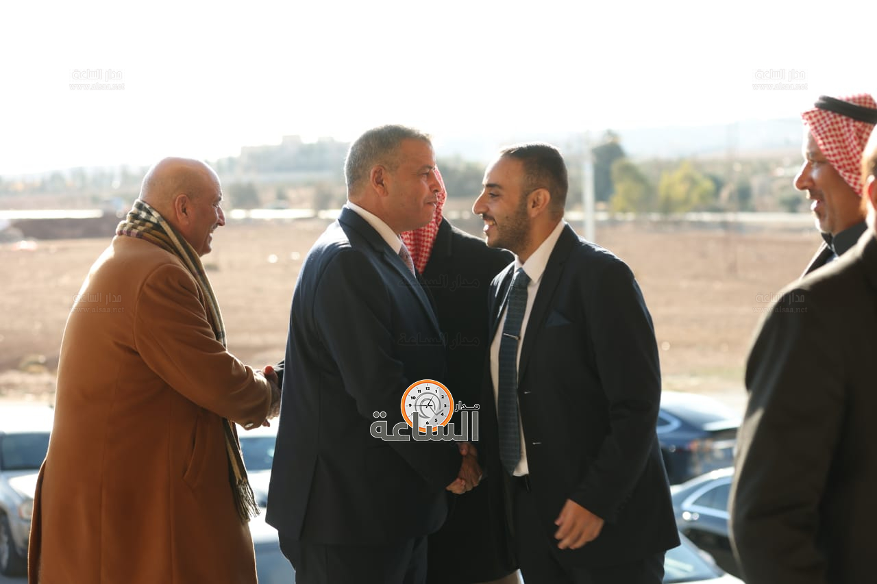 Madar Al-Saa Images 0.7257577762070916