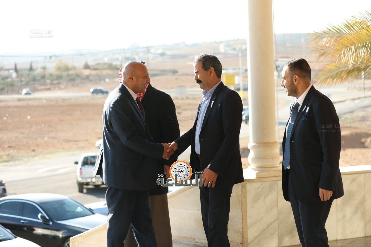 Madar Al-Saa Images 0.5668377978701256