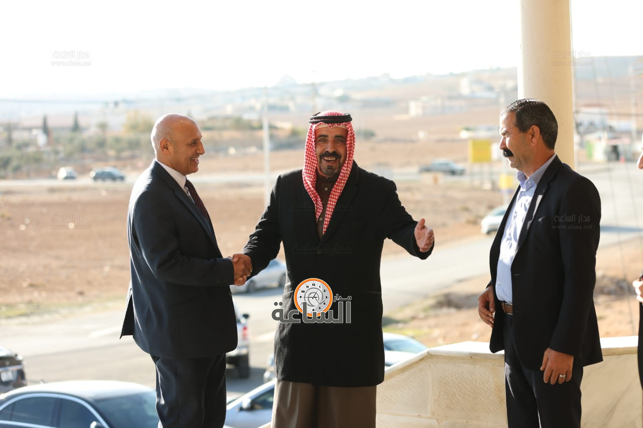 Madar Al-Saa Images 0.9706098113725552