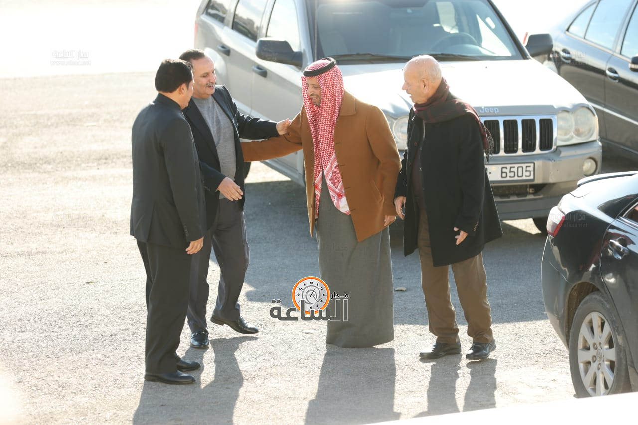 Madar Al-Saa Images 0.8320144559296838