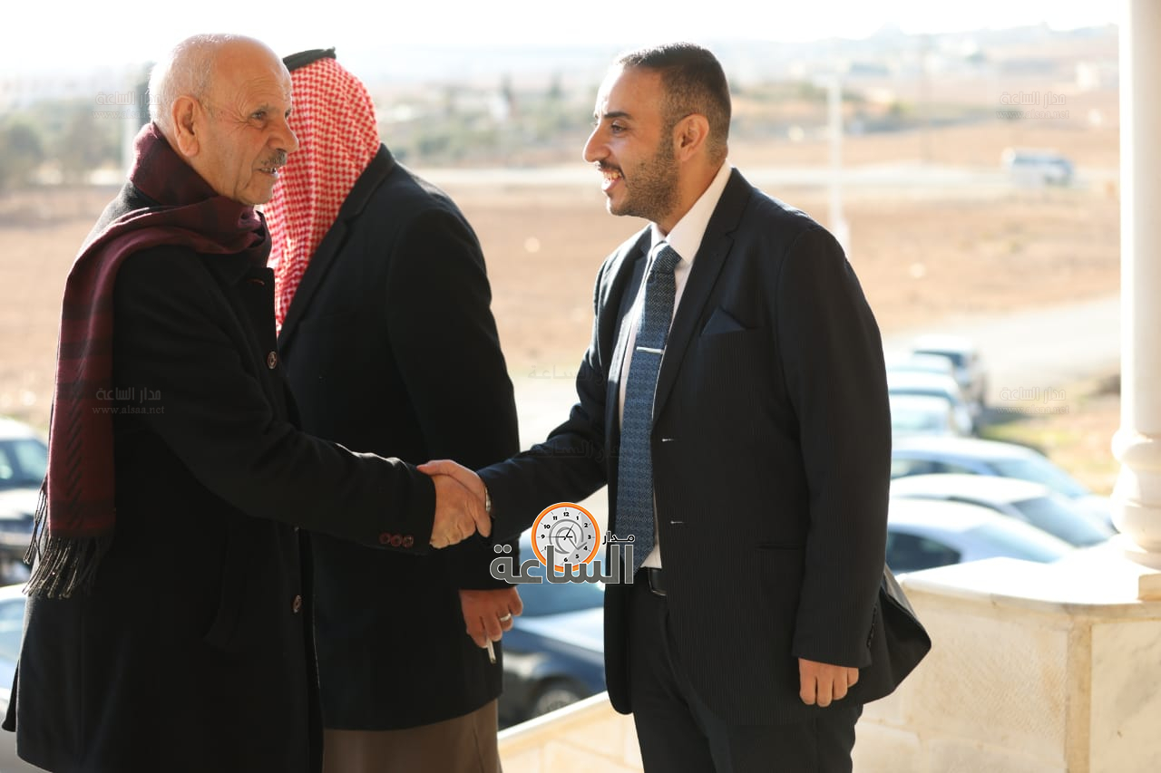 Madar Al-Saa Images 0.7660025288612651