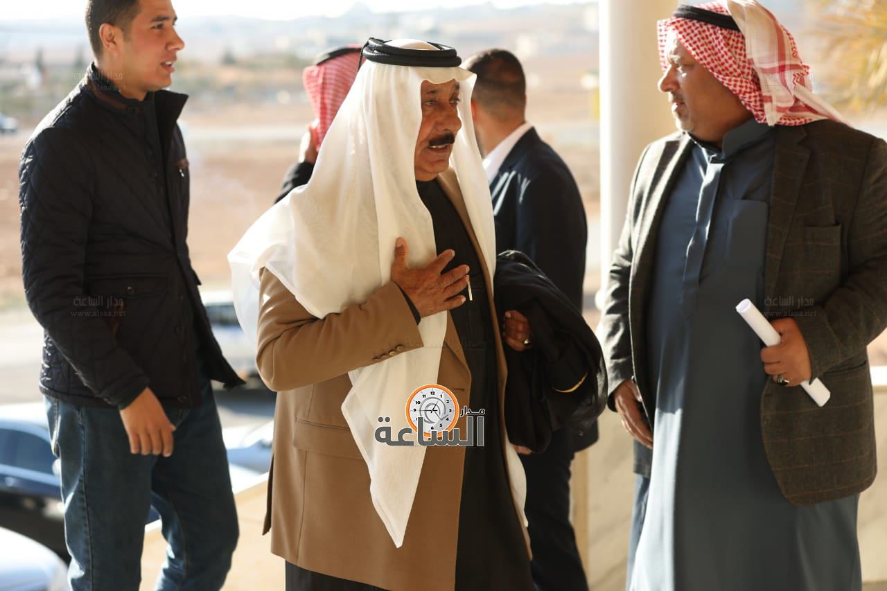 Madar Al-Saa Images 0.3627244516698319