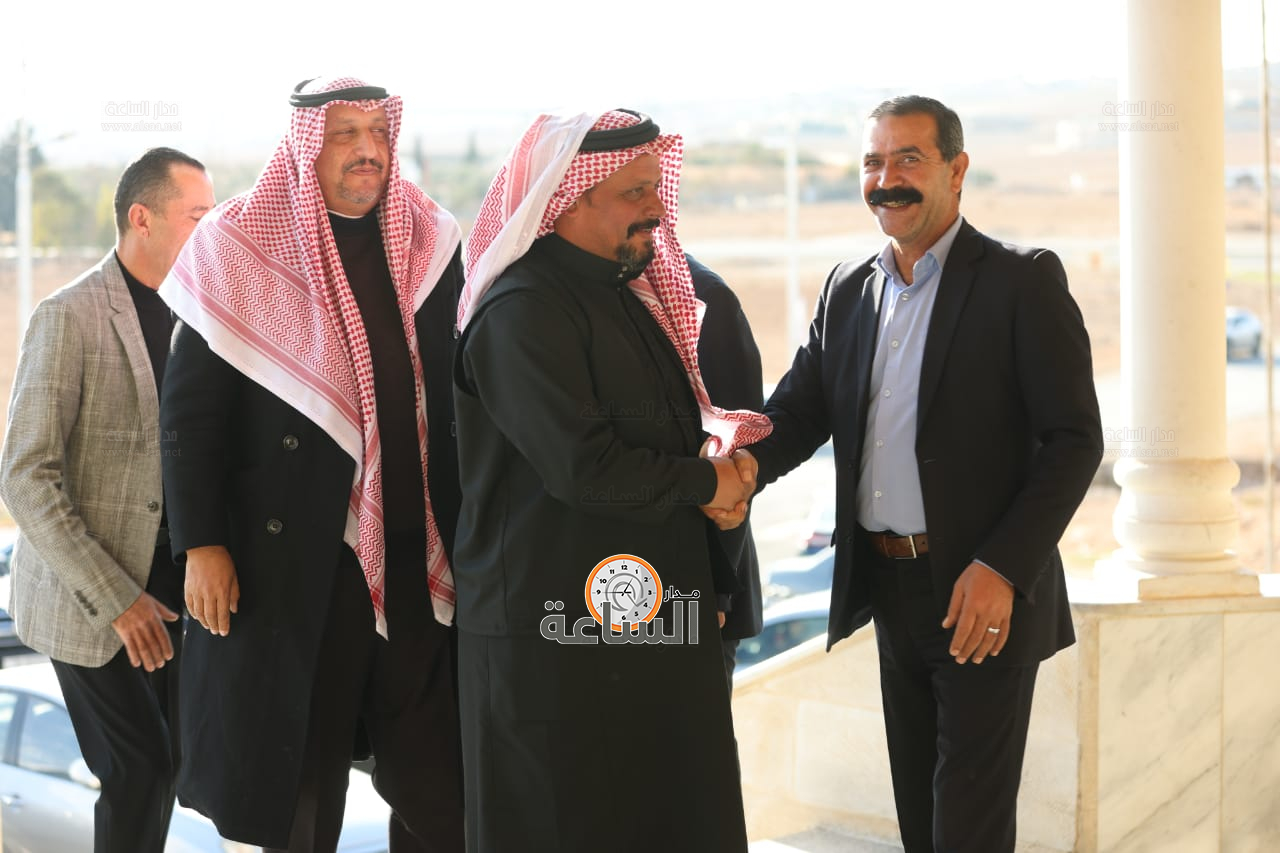 Madar Al-Saa Images 0.06458854822110804