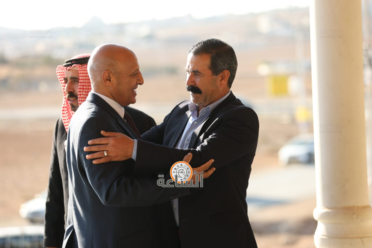 Madar Al-Saa Images 0.020228537474712316