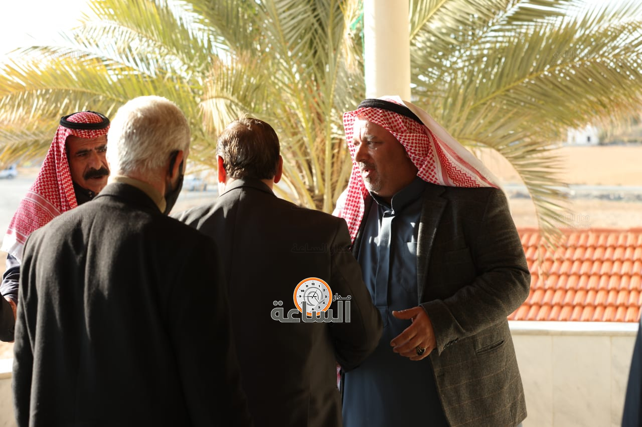 Madar Al-Saa Images 0.17442040413989157