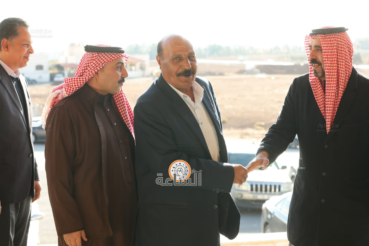 Madar Al-Saa Images 0.5238745648283126