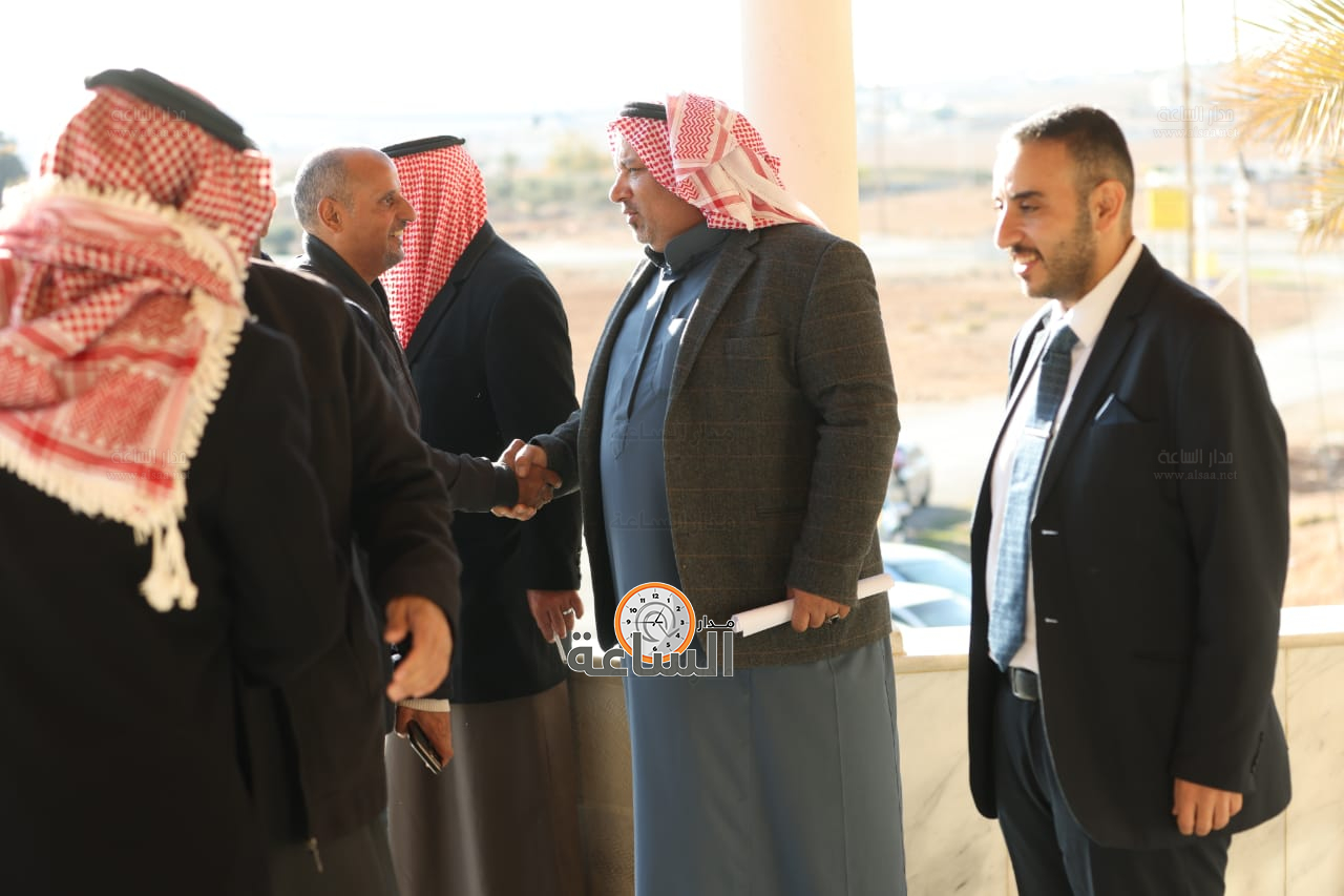 Madar Al-Saa Images 0.5061784015683165