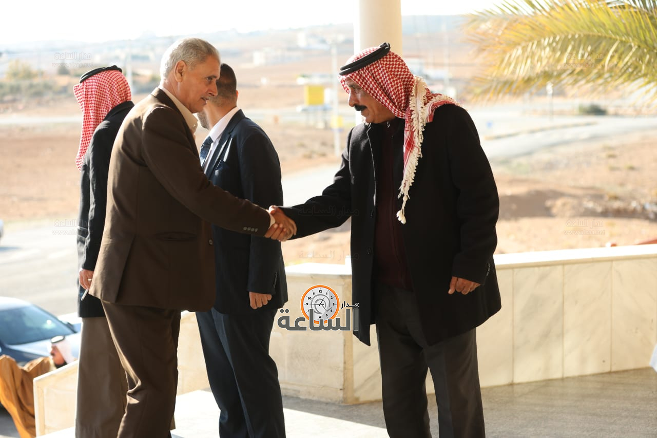 Madar Al-Saa Images 0.3380229455304803