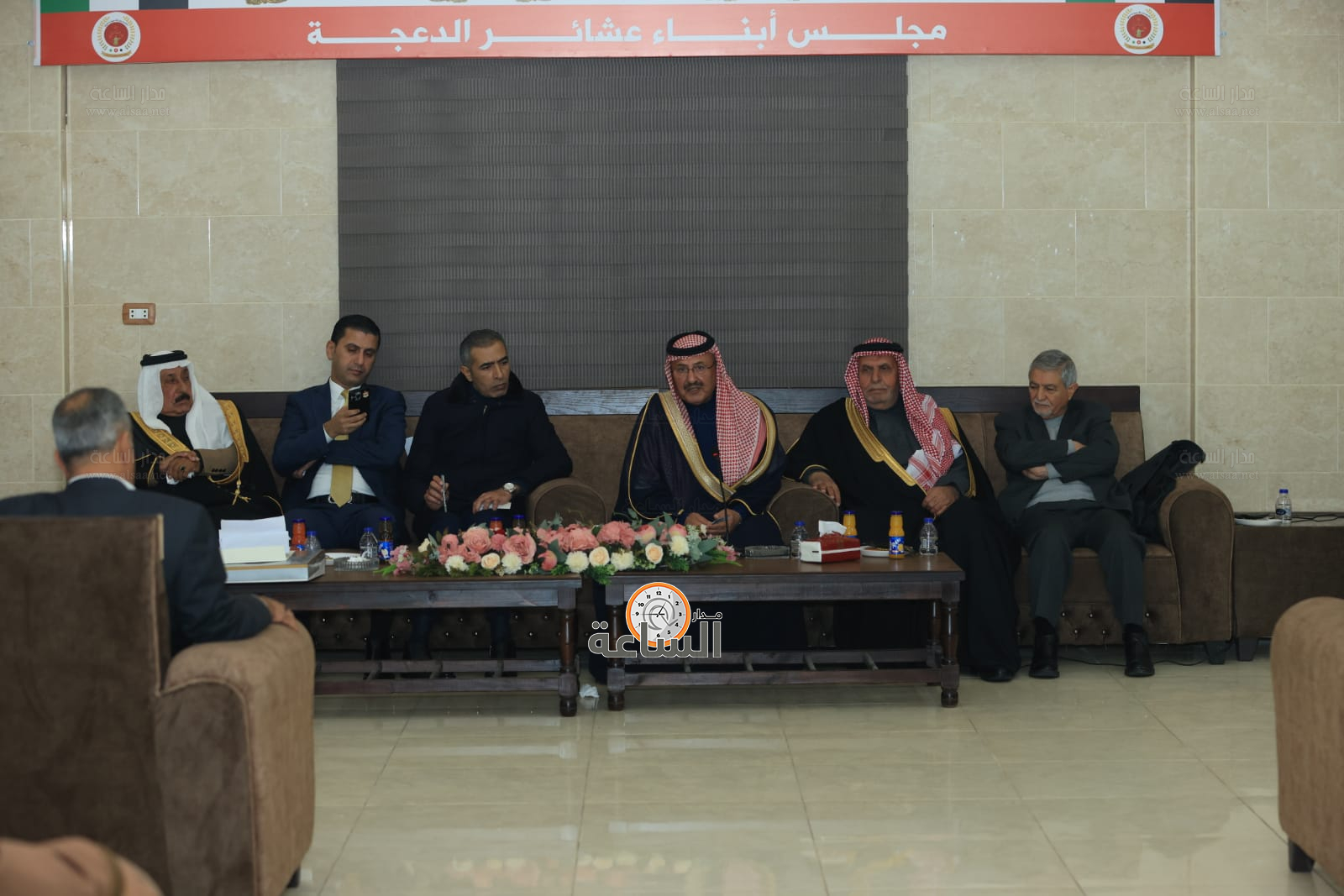 Madar Al-Saa Images 0.024944882347307074