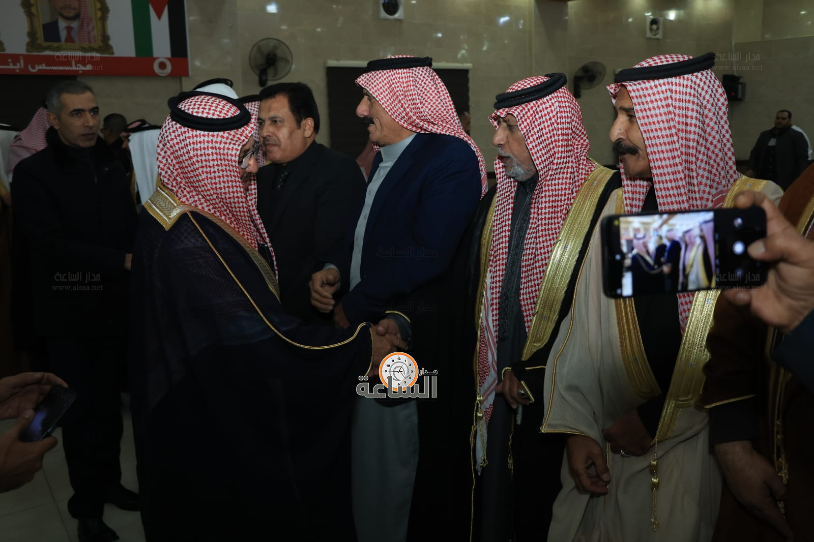 Madar Al-Saa Images 0.0675146753169854