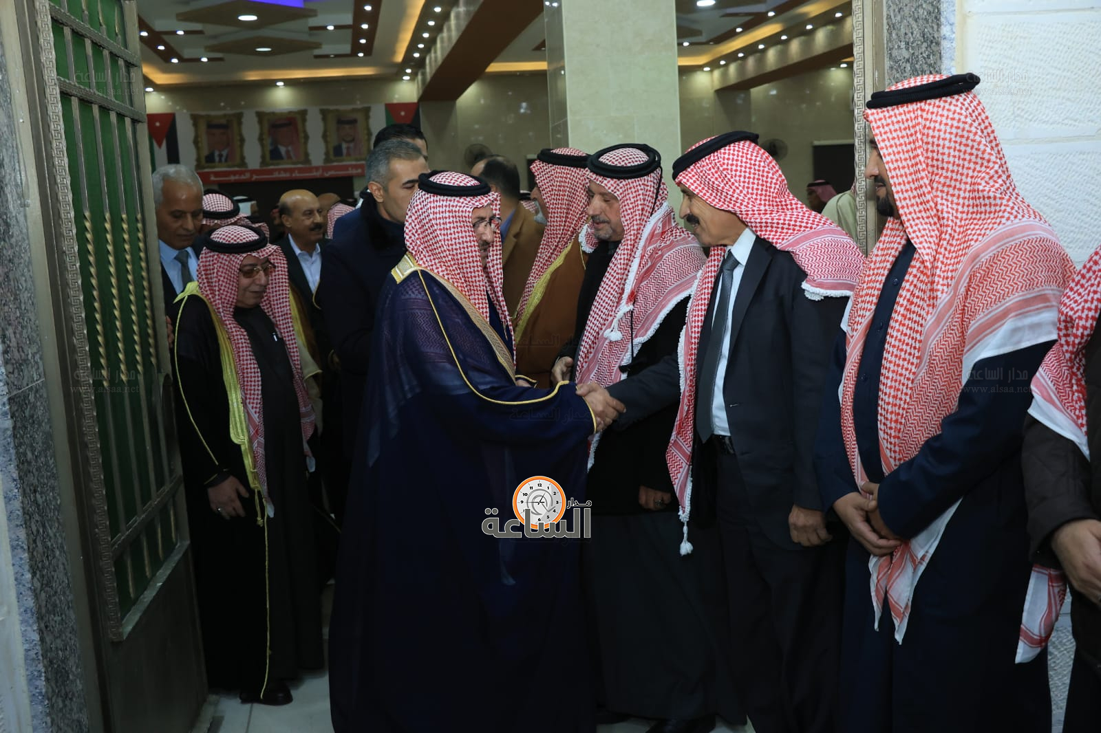 Madar Al-Saa Images 0.6911935782393811