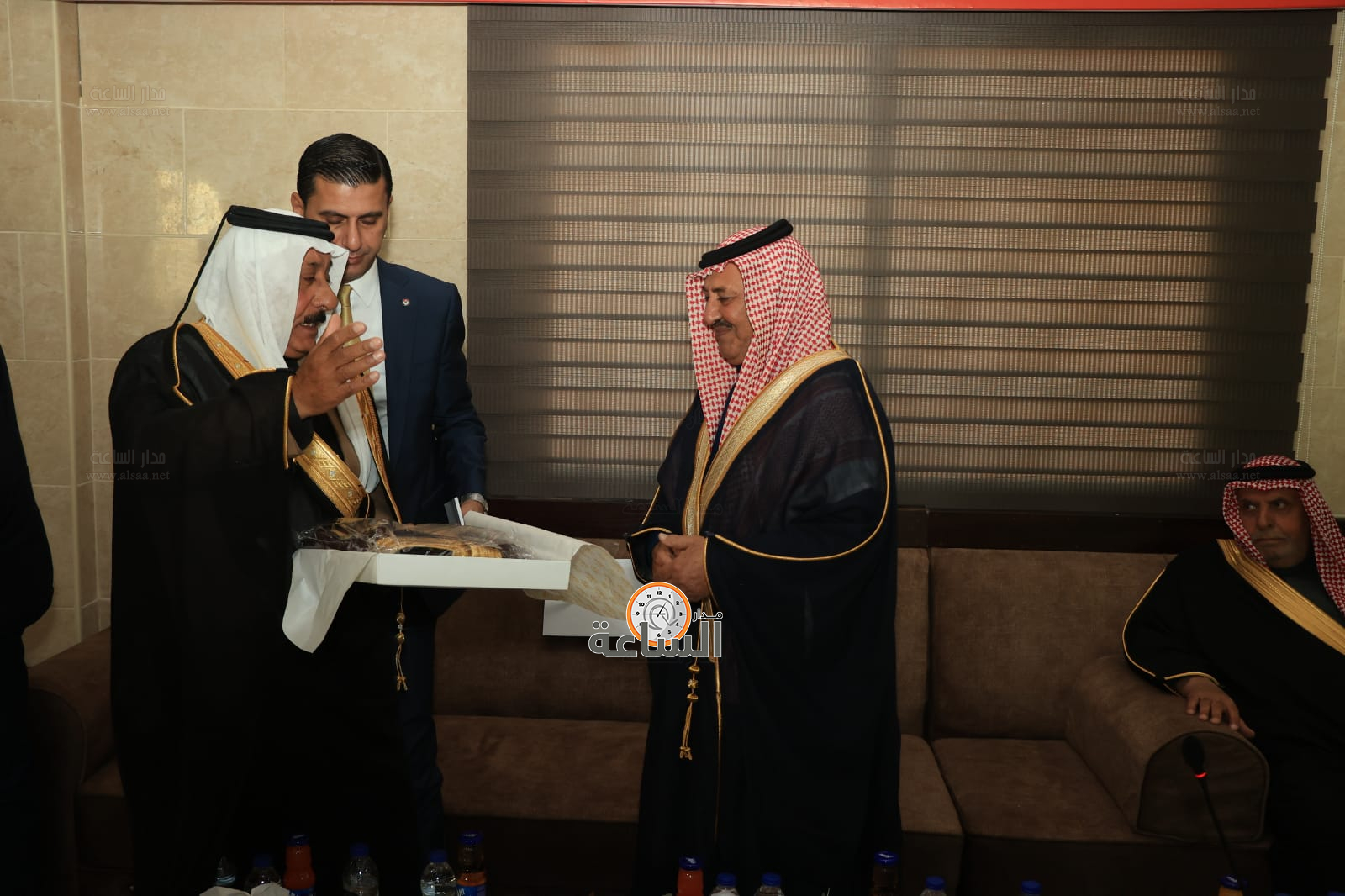 Madar Al-Saa Images 0.9157638459122454