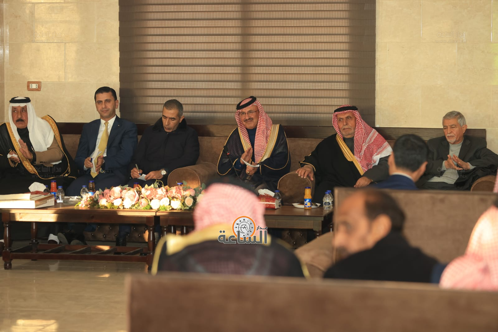 Madar Al-Saa Images 0.4341056648699885