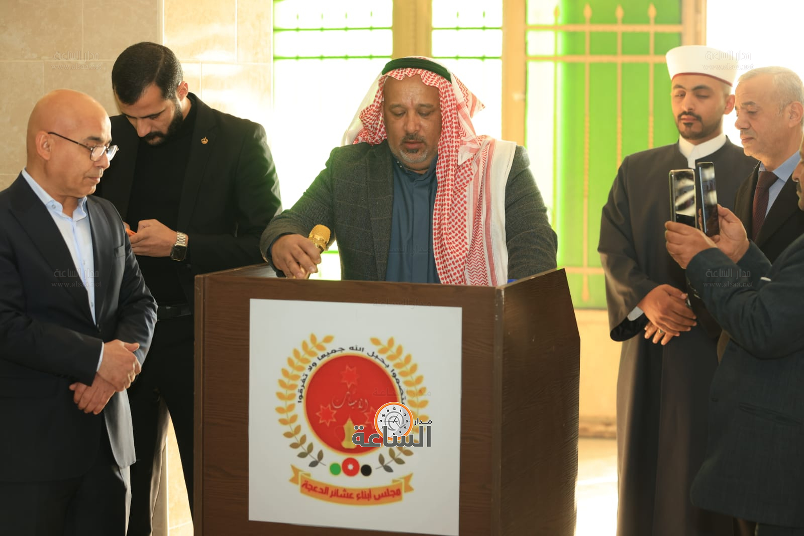 Madar Al-Saa Images 0.337037424158826