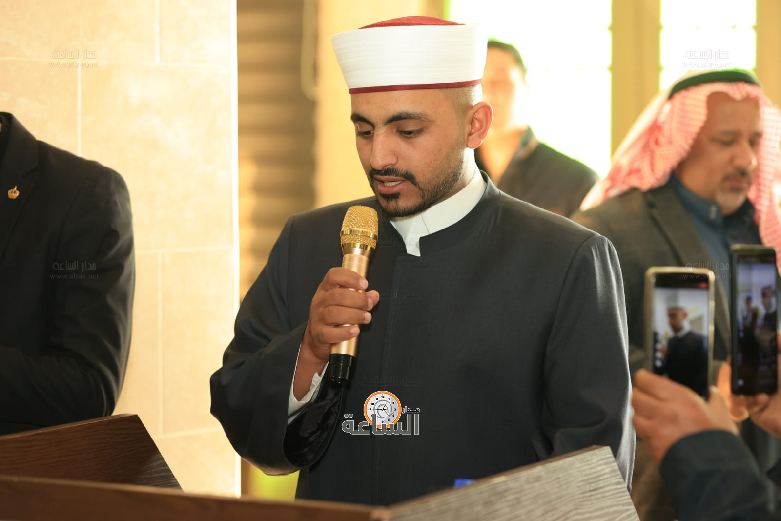 Madar Al-Saa Images 0.49518181705906805