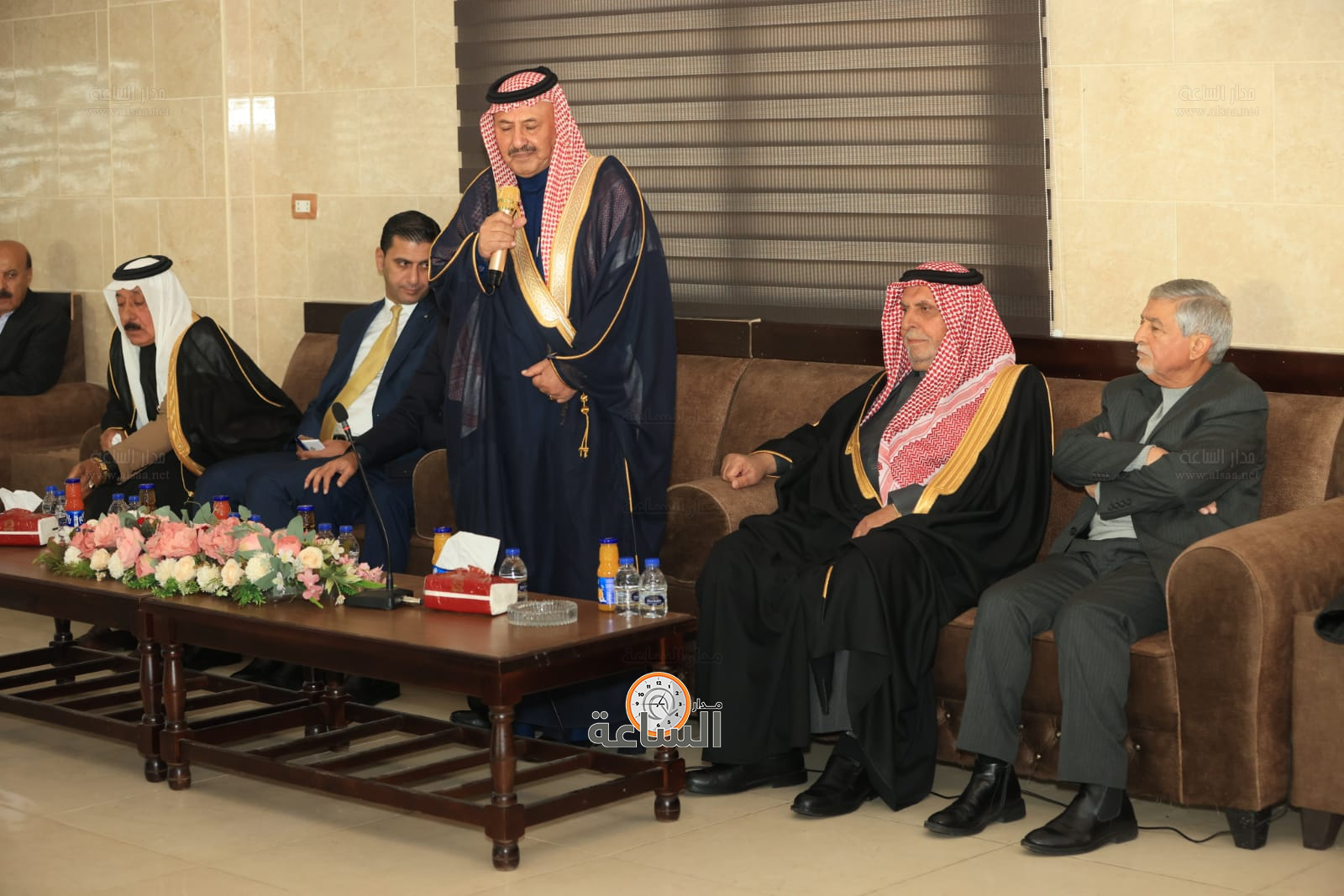 Madar Al-Saa Images 0.37621421424442136