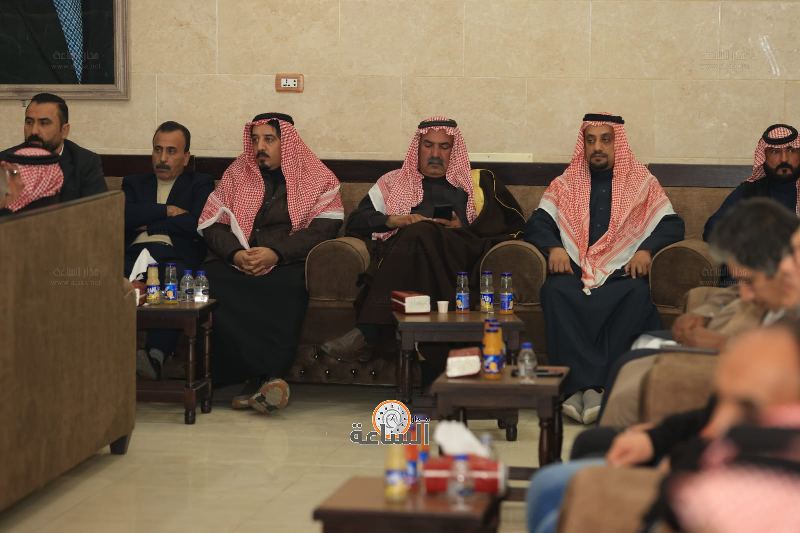 Madar Al-Saa Images 0.9465694305999734