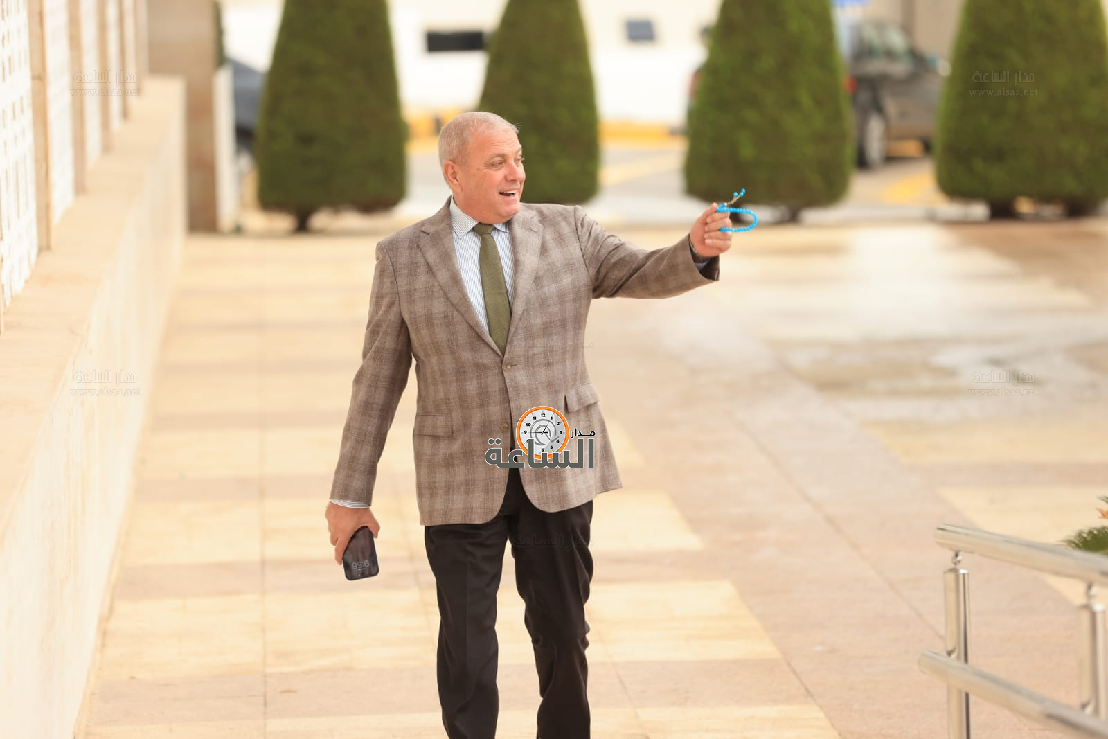 Madar Al-Saa Images 0.17889696858001736