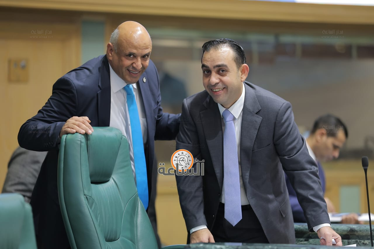 Madar Al-Saa Images 0.17986999834823658