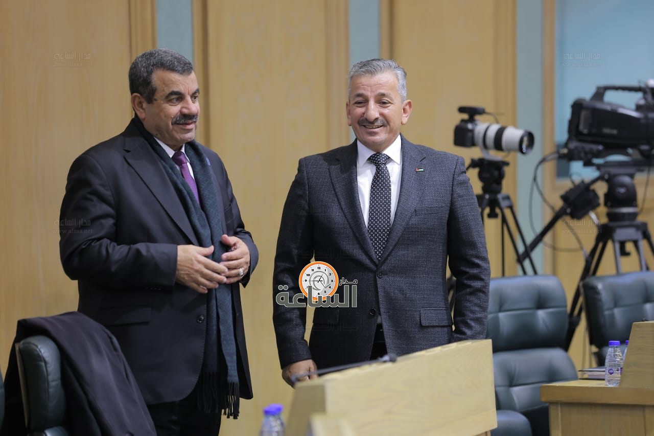 Madar Al-Saa Images 0.6780211136563237