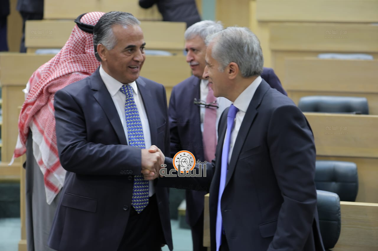 Madar Al-Saa Images 0.41109526051691025