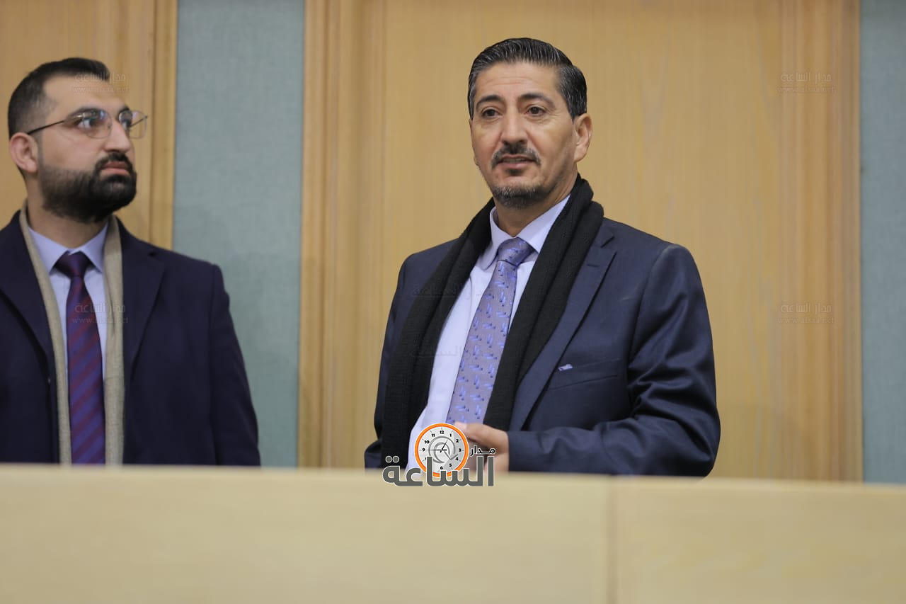 Madar Al-Saa Images 0.7921101337516019