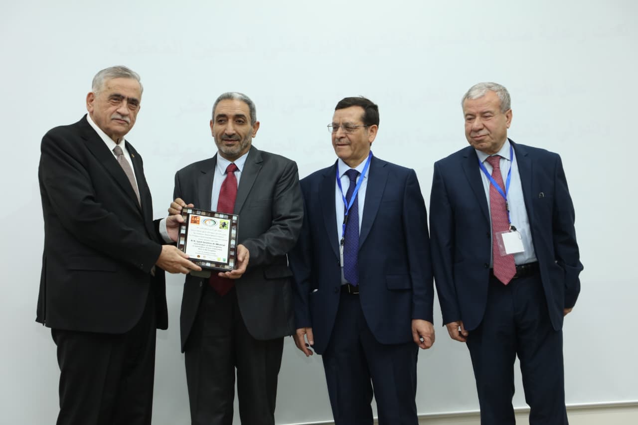 Madar Al-Saa Images 0.3076268783828022