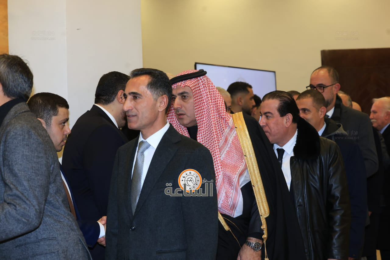 Madar Al-Saa Images 0.7046007296457314