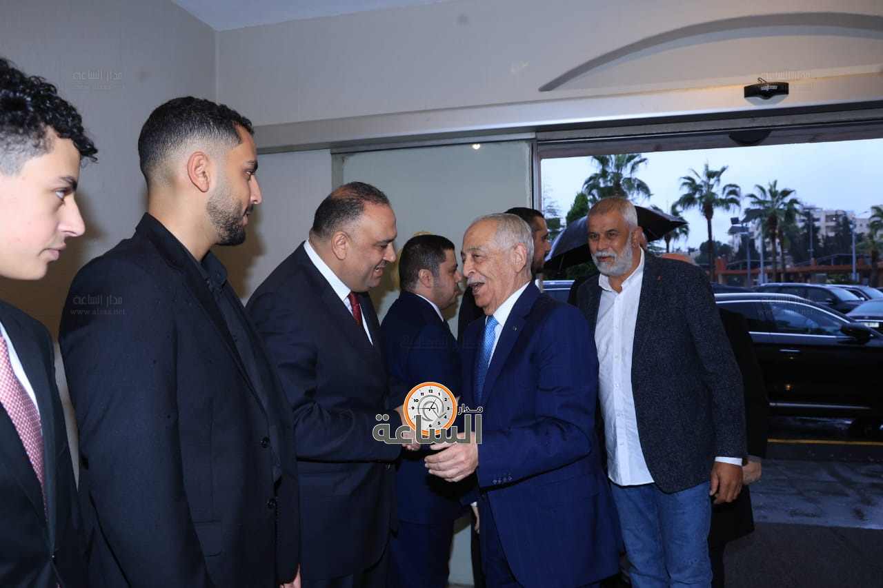 Madar Al-Saa Images 0.952669531555012