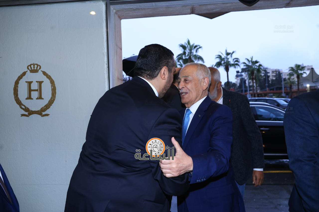 Madar Al-Saa Images 0.9197640185259852