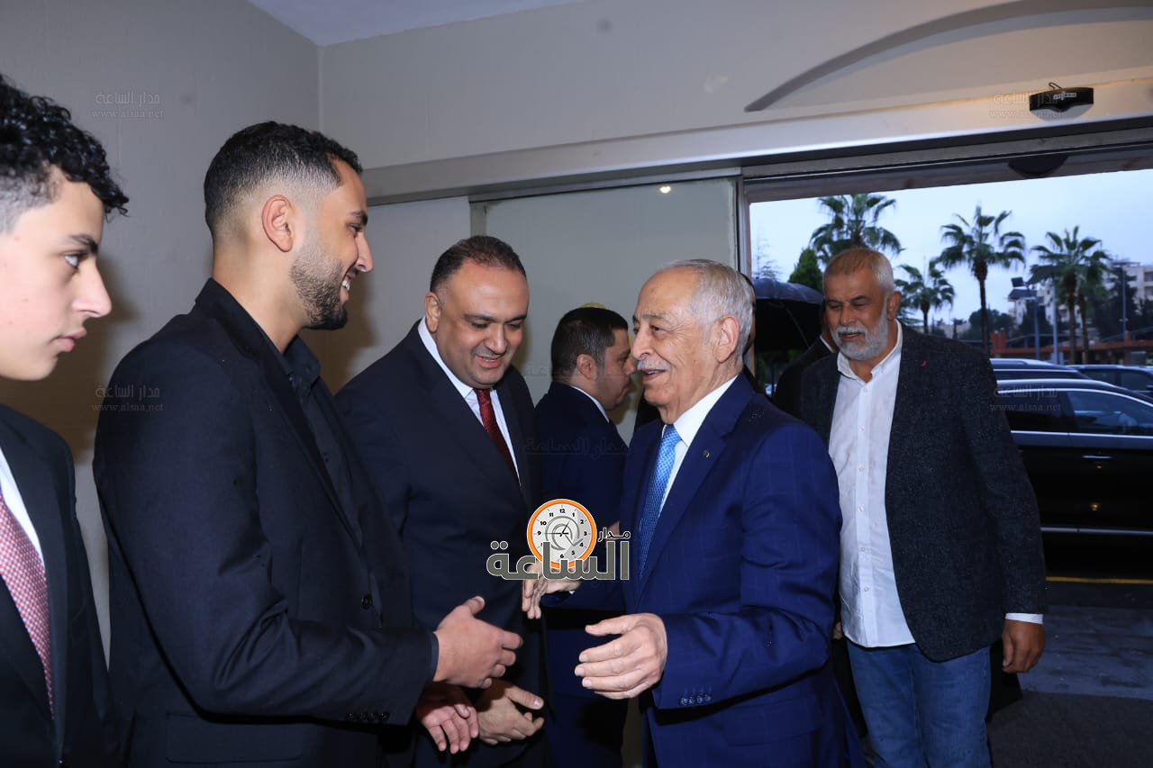 Madar Al-Saa Images 0.7163861182202398