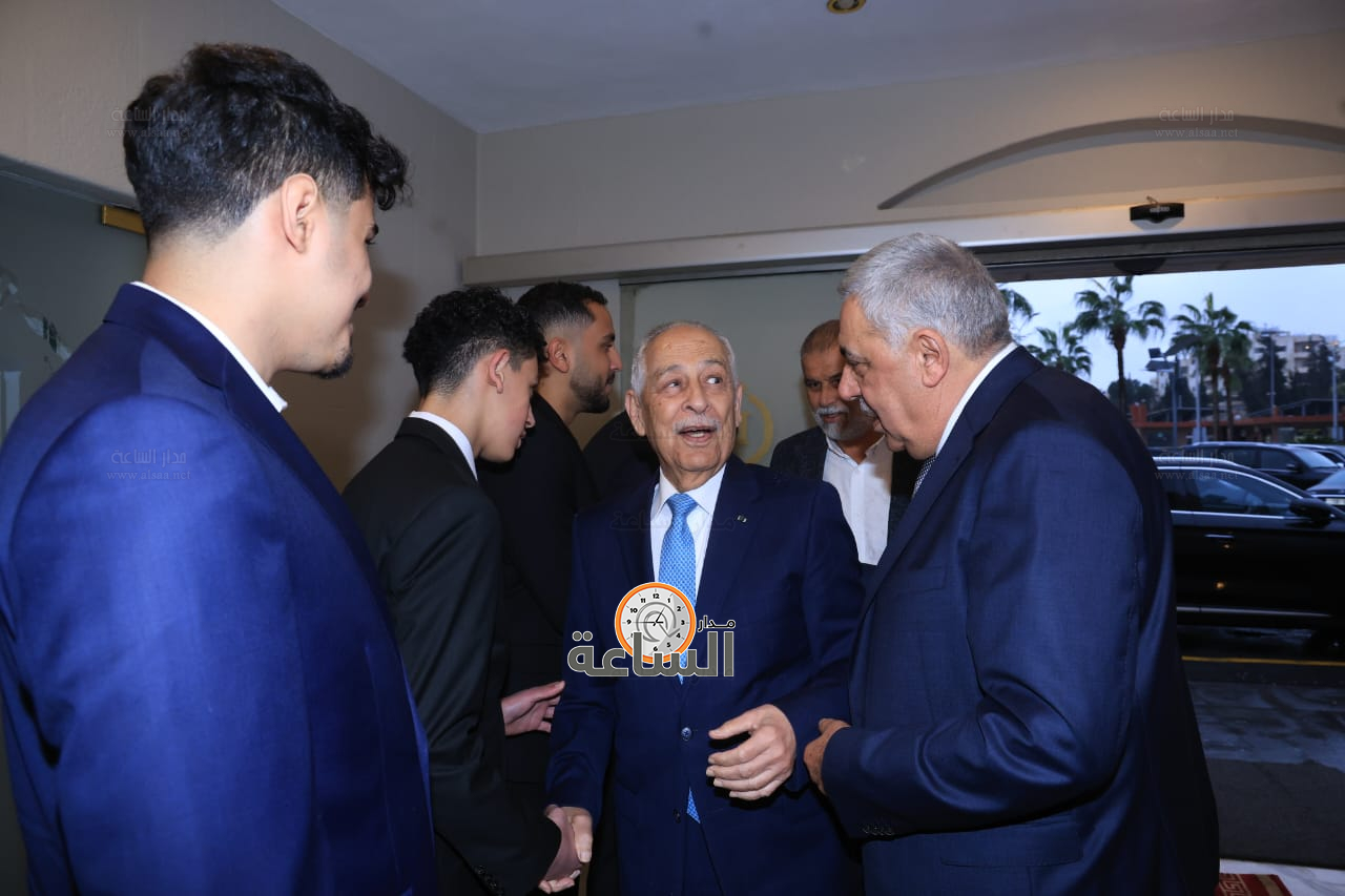 Madar Al-Saa Images 0.3452219781989816