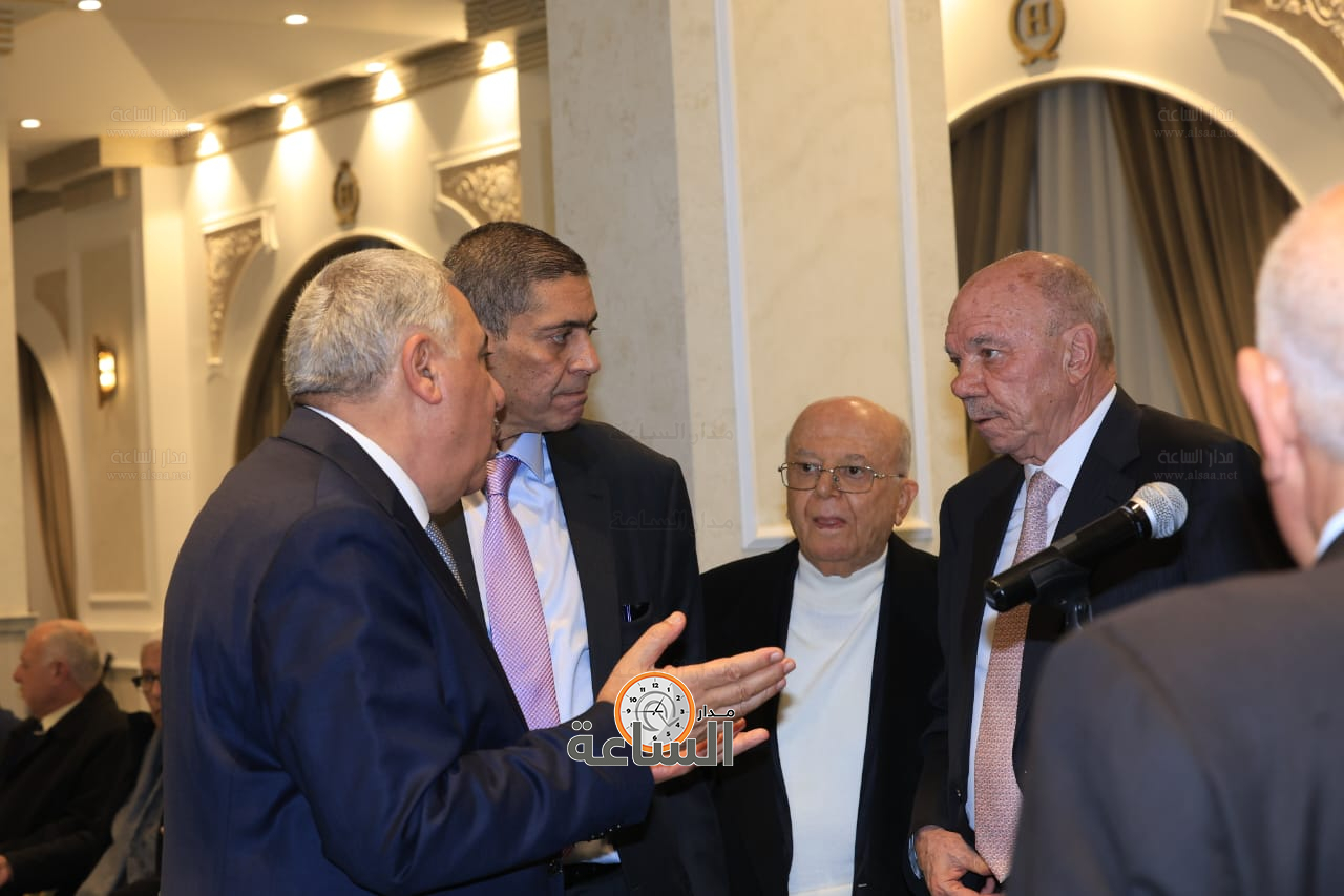 Madar Al-Saa Images 0.548335560313598