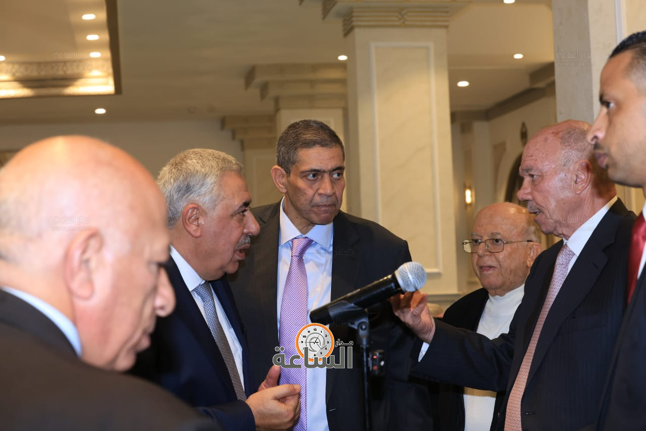 Madar Al-Saa Images 0.05664342643072573