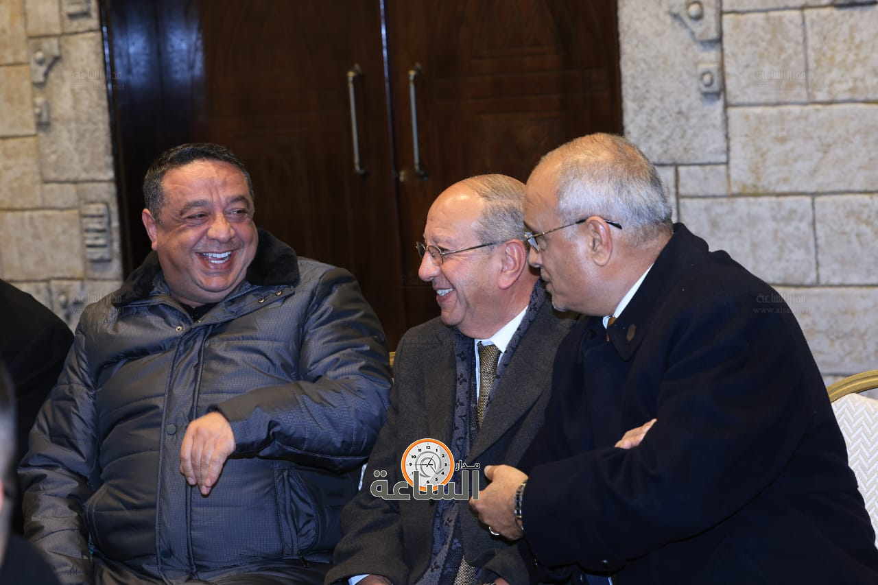 Madar Al-Saa Images 0.40809546023676013