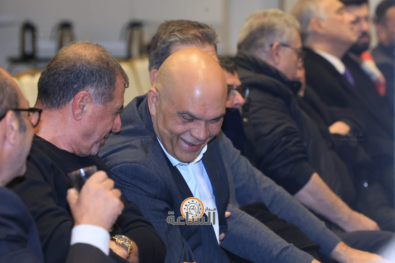 Madar Al-Saa Images 0.8957302612513859