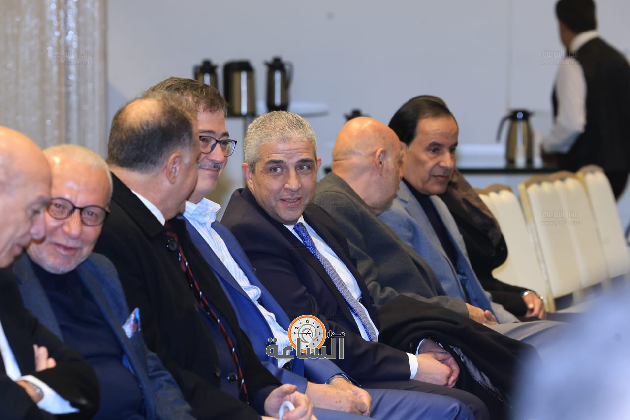 Madar Al-Saa Images 0.015072952733349076