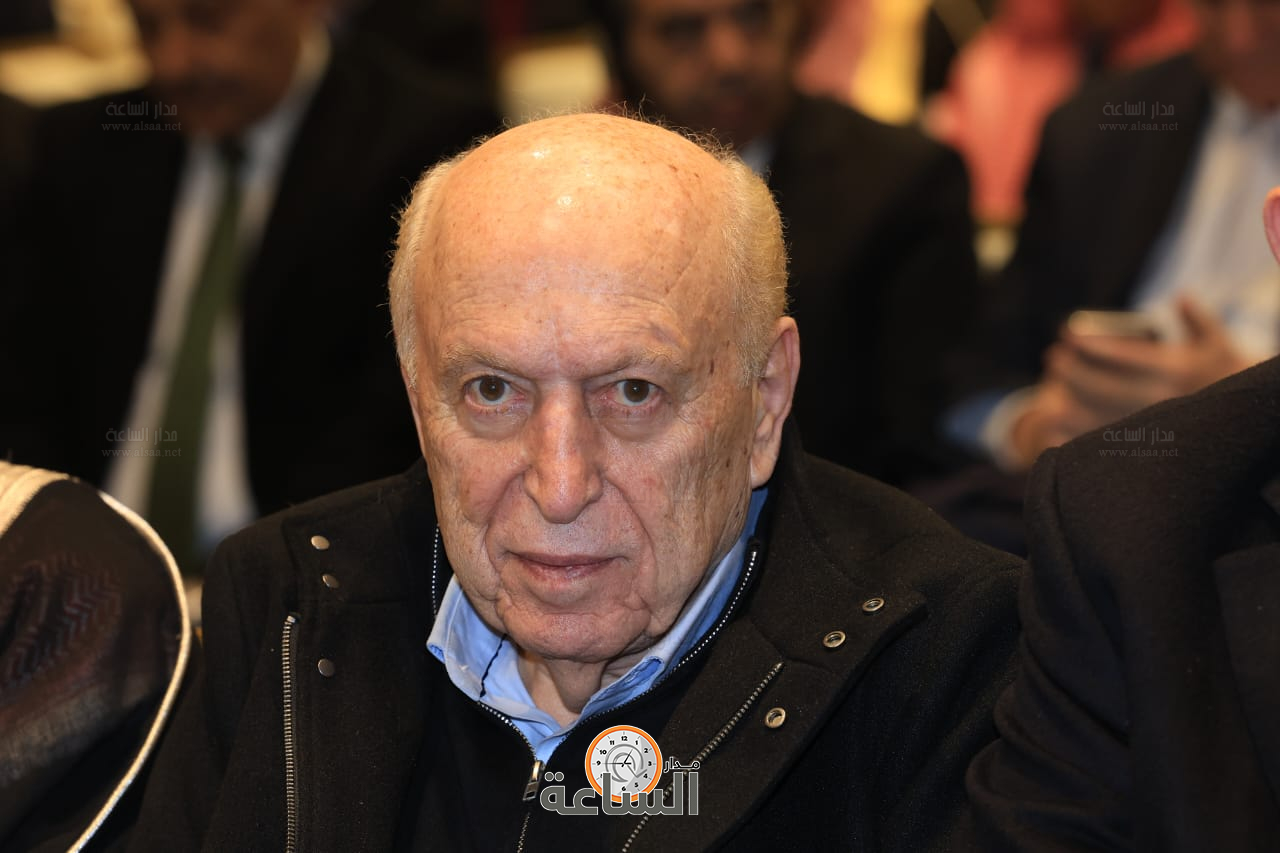 Madar Al-Saa Images 0.6931583860221335