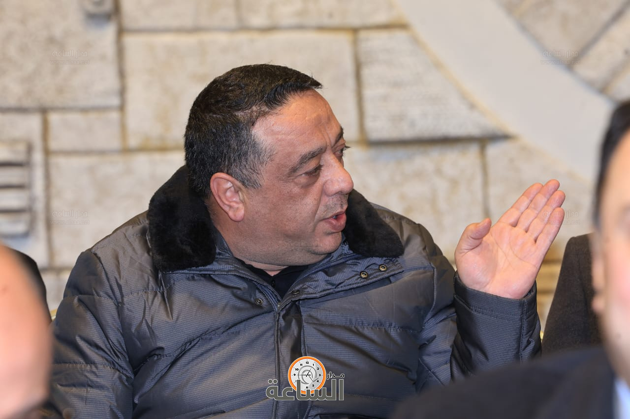 Madar Al-Saa Images 0.8744715893158738