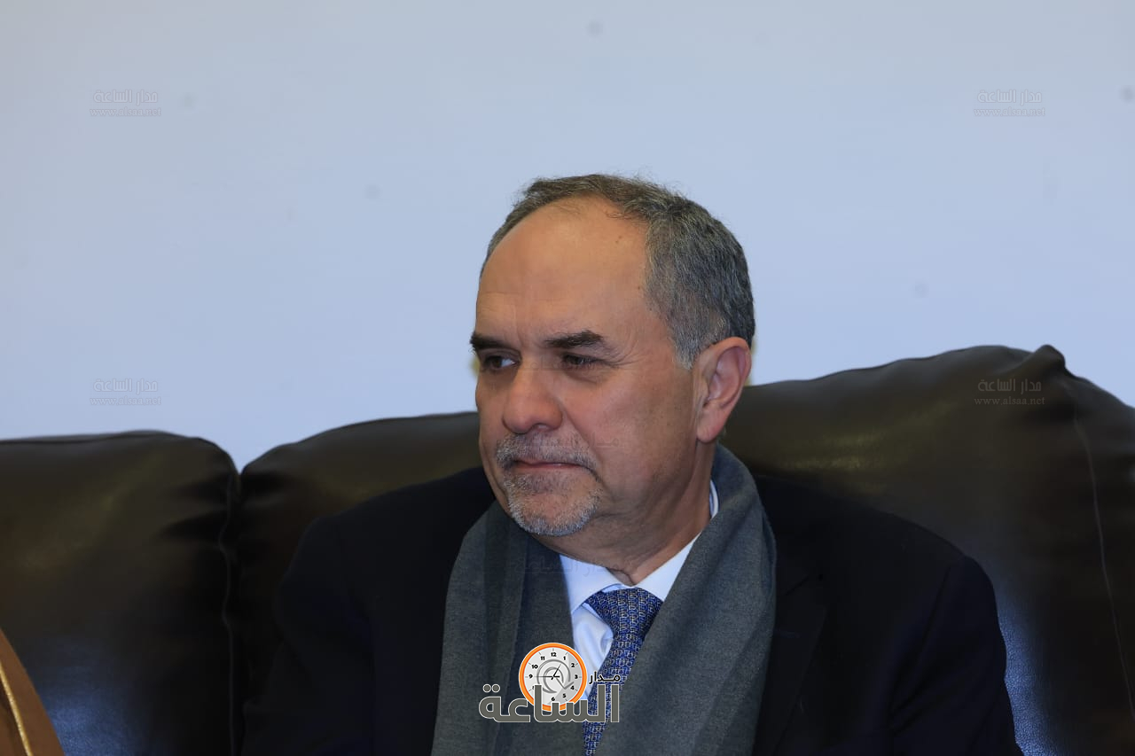 Madar Al-Saa Images 0.36380860515480096