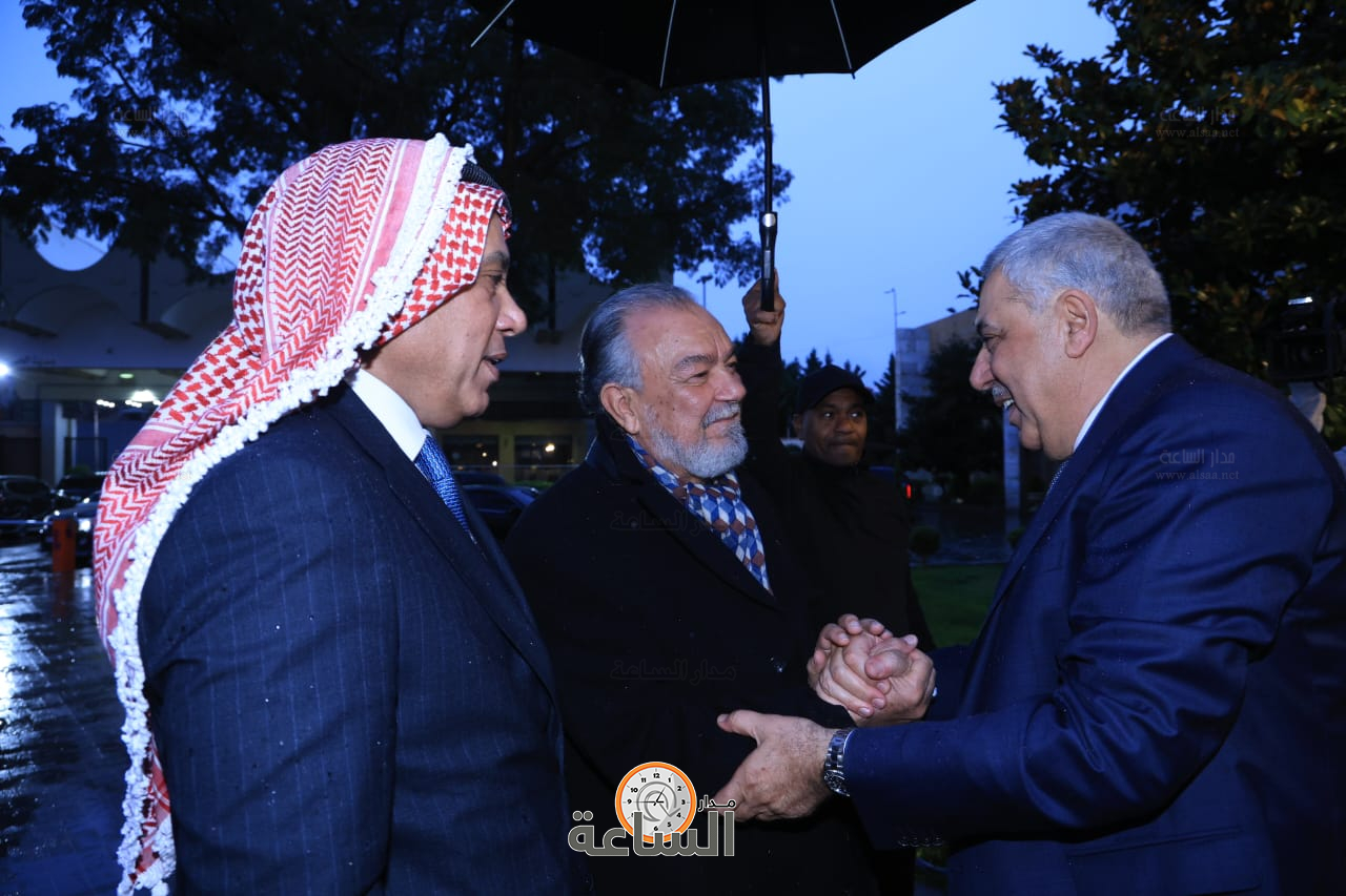 Madar Al-Saa Images 0.8189789406274547