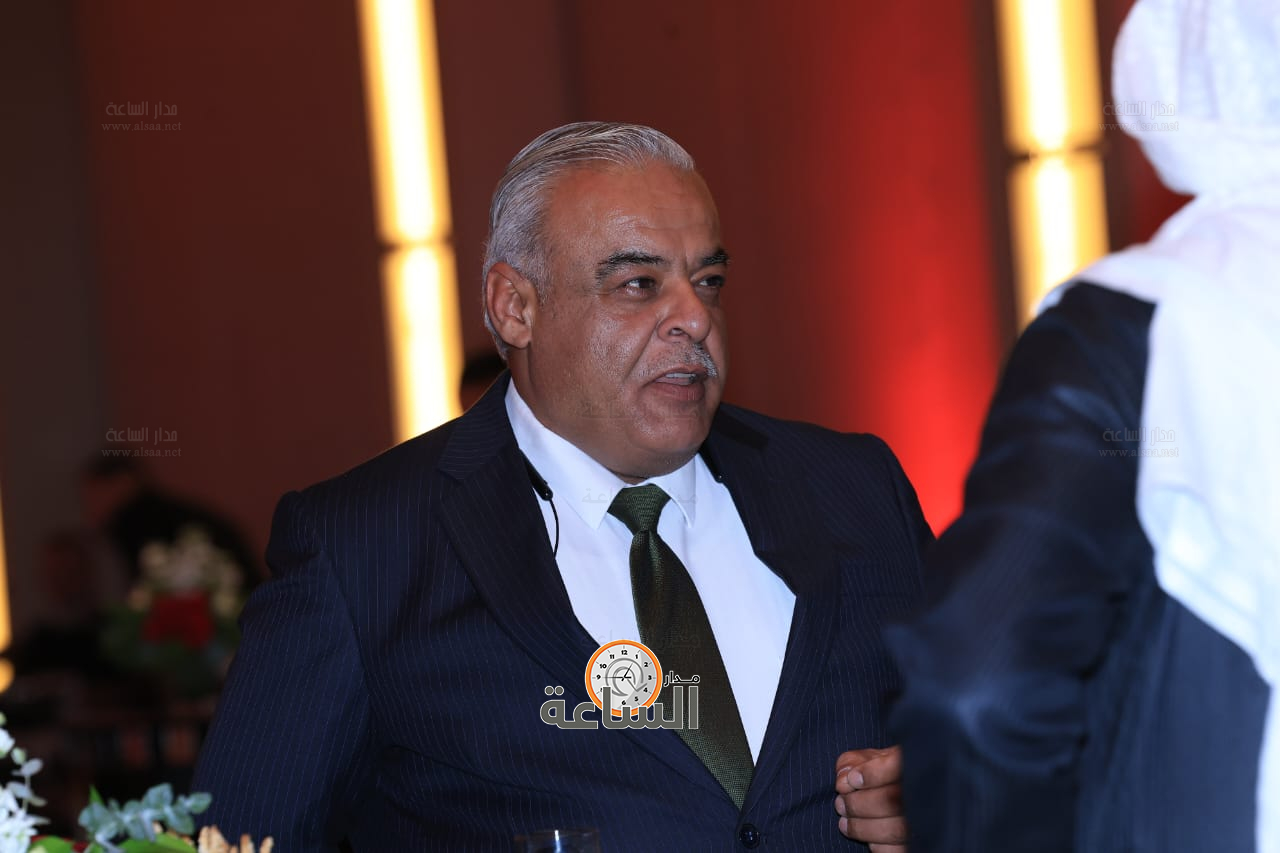 Madar Al-Saa Images 0.33567990482795484