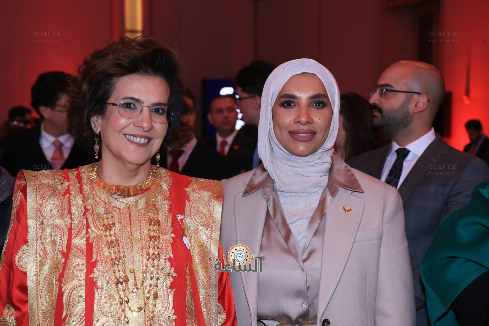 Madar Al-Saa Images 0.3919859289890084