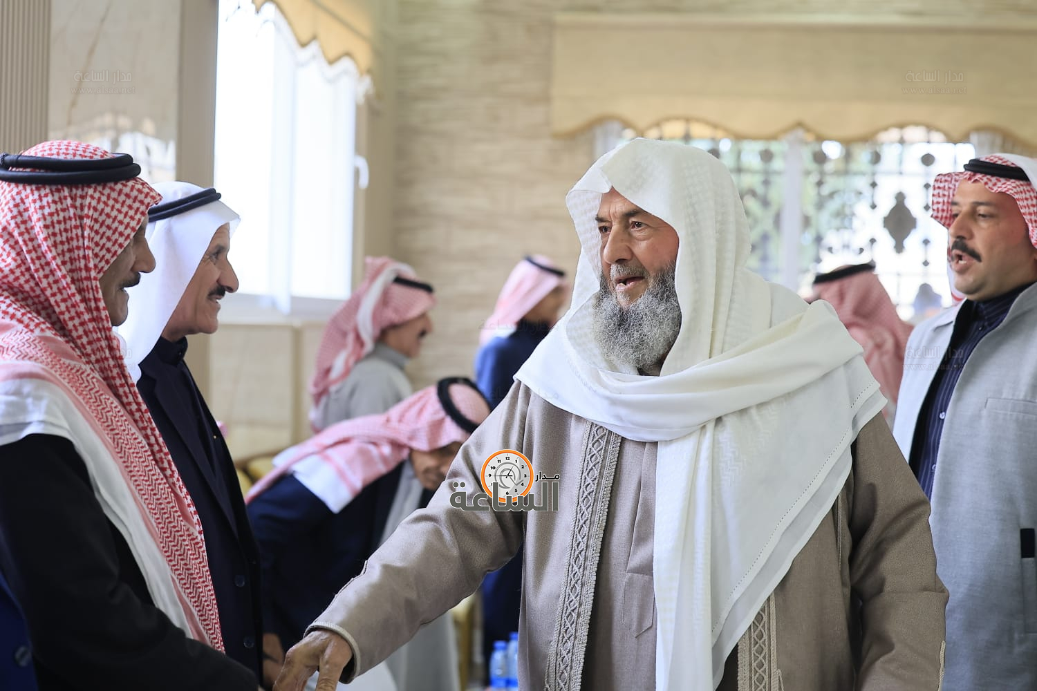 Madar Al-Saa Images 0.9011449048484282