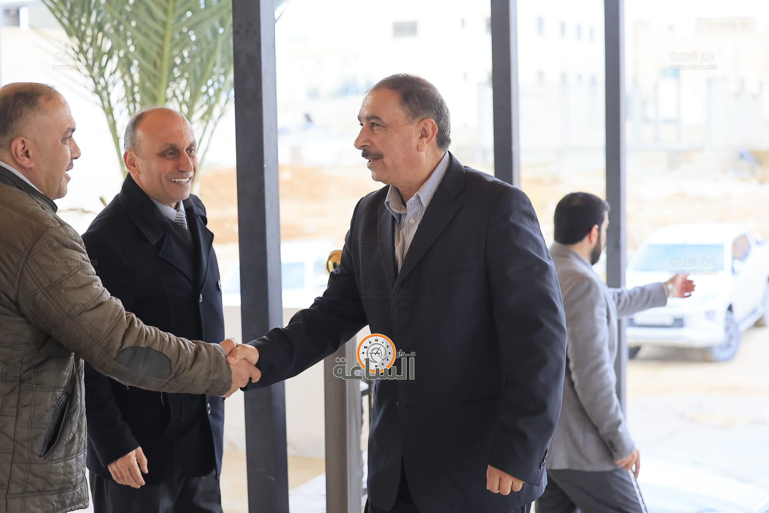 Madar Al-Saa Images 0.3608093270331372