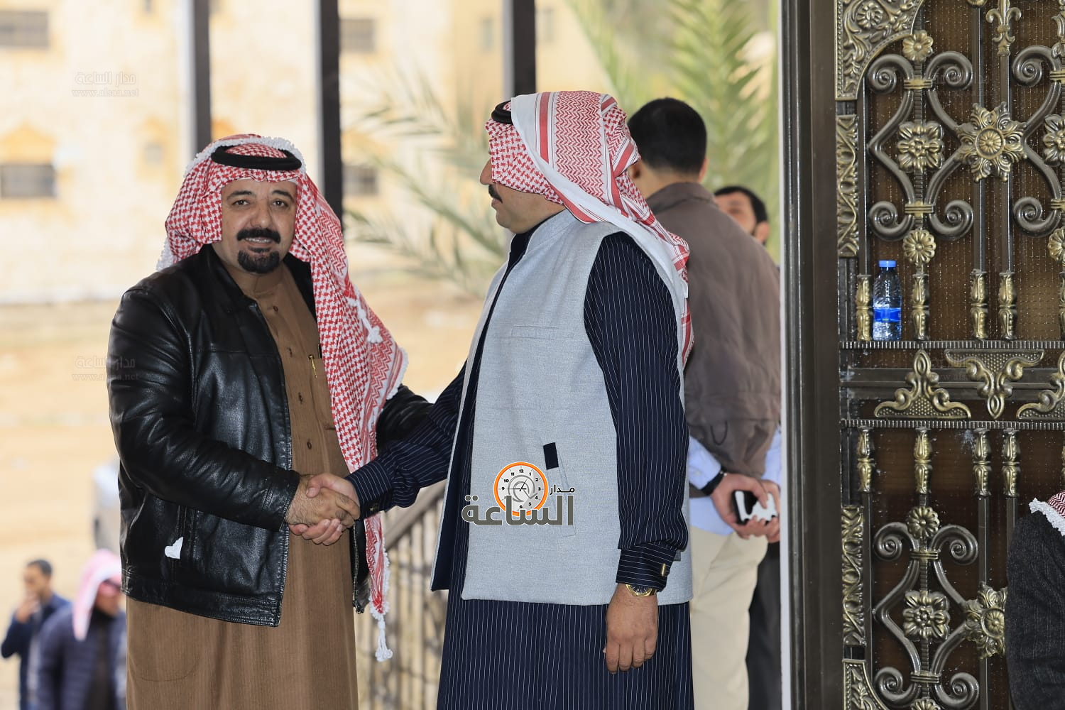 Madar Al-Saa Images 0.8761717711138765