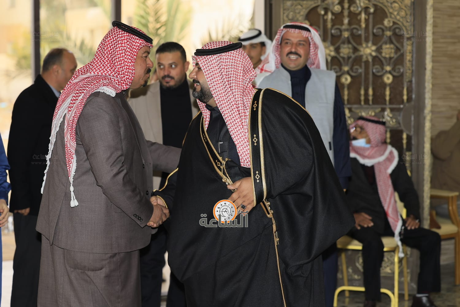 Madar Al-Saa Images 0.7704761214348999